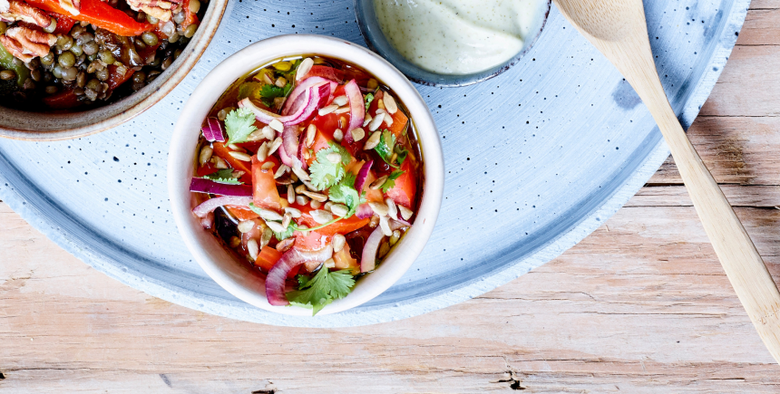 Tomatensalsa met geroosterde zonnebloempitten