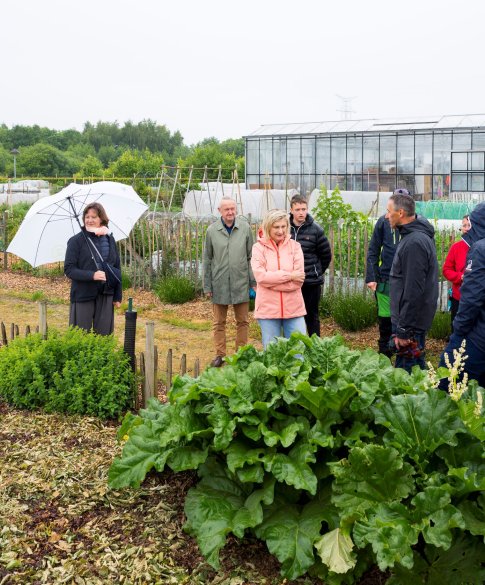 Minister Crevits op bezoek in Zedelgem